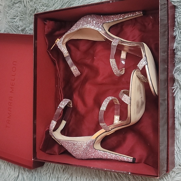 Shoes - Picture 5 of 5